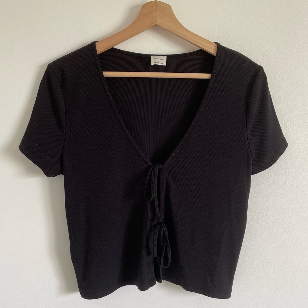 Wilfred Tie Tee